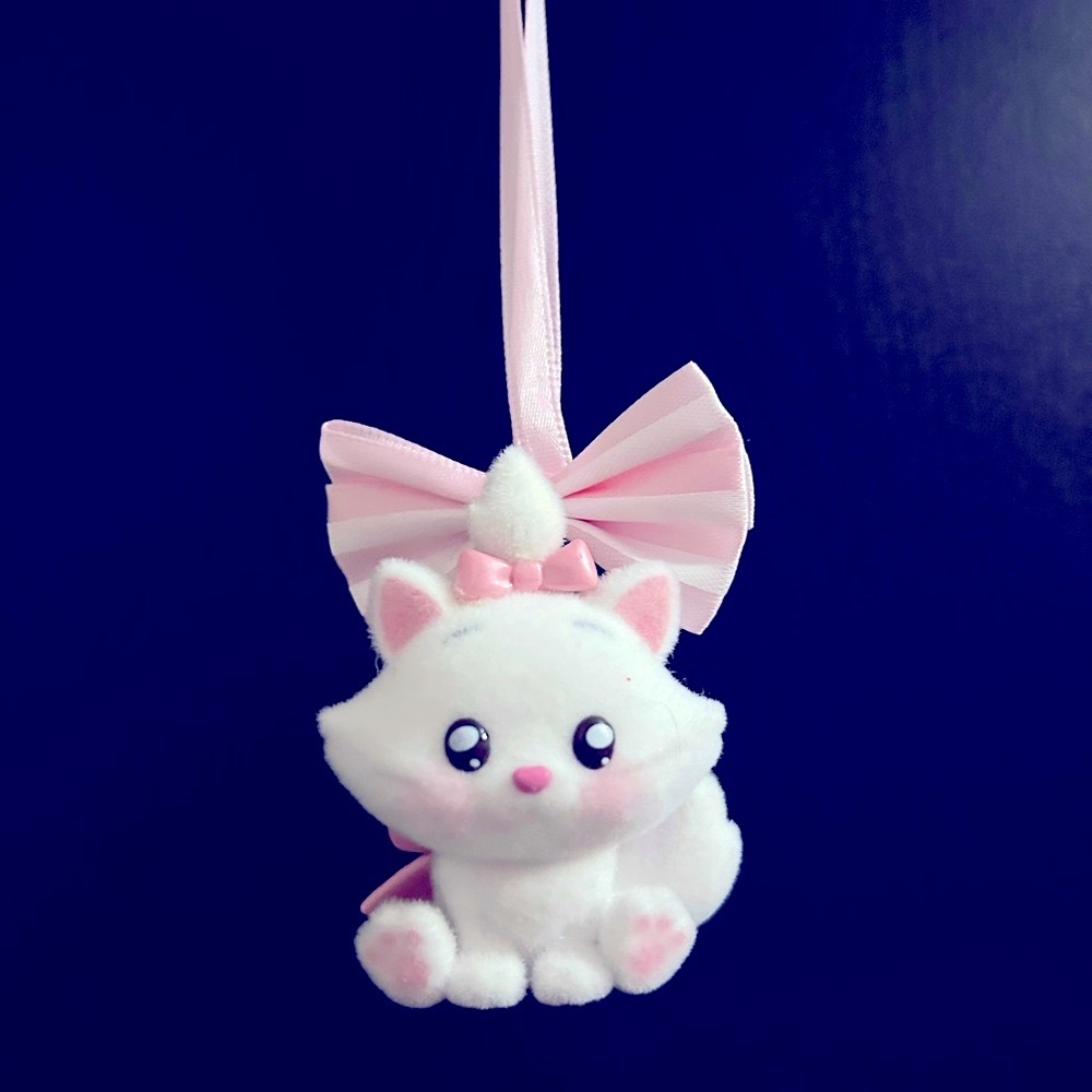 Disney Cat Keychain Pendant